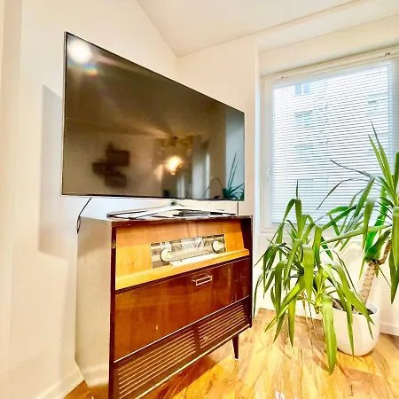 Le Rosacker - Proche Centre Ville Et Gare - Terrasse - Parking Gratuit - 2 Chambres - 2 Salles D'Eau - Netflix - A 10 Min Du Marche De Noel